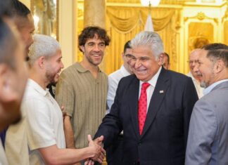 “Jugadores de la selección son una muestra de tenacidad y compromiso con el país”, Mulino